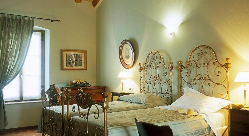 Agriturismo Santa Maria Bressanoro Castelleone ภายนอก รูปภาพ